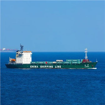 Servizio di trasporto aereo e marittimo